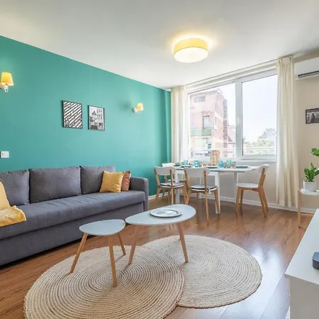 Daire Oasis: Stylish Retreat In The Heart Of *