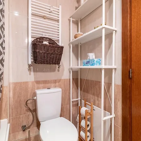 Oasis: Stylish Retreat In The Heart Of