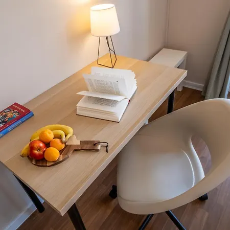 Oasis: Stylish Retreat In The Heart Of דירה *